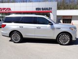 Used 2019 Lincoln Navigator Reserve image 2