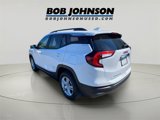 Used 2023 GMC Terrain SLE w/ Driver Convenience Package image 5