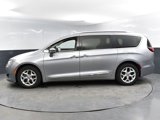 Used 2020 Chrysler Pacifica Limited image 4
