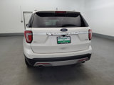 Used 2017 Ford Explorer XLT w/ Equipment Group 202A image 5