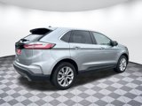 Used 2024 Ford Edge Titanium image 3