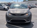 Used 2019 Chrysler Pacifica Touring-L image 4