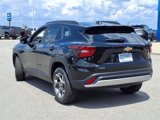 New 2025 Chevrolet Trax LT image 4