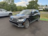 Used 2019 Volkswagen Tiguan SE w/ Panoramic Sunroof Package image 2