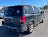 Used 2008 Chrysler Town & Country Touring image 5
