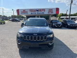 Used 2017 Jeep Grand Cherokee Laredo image 2