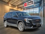Used 2024 GMC Terrain SLT image 3