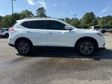 Used 2016 Nissan Rogue SL w/ SL Premium Package image 5