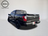 Used 2018 Nissan Titan SL image 5