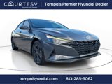 Used 2023 Hyundai Elantra SEL image 2