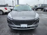 Used 2022 Ford Escape SE image 2