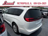Used 2021 Chrysler Pacifica Touring-L w/ Premium & Safety Sphere Group image 3