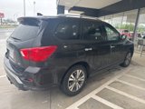 Used 2020 Nissan Pathfinder SV image 3