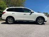 Used 2015 Nissan Pathfinder SL w/ Trailer Tow Package image 5