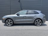 Certified 2022 Porsche Cayenne GTS image 2