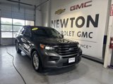 Used 2020 Ford Explorer XLT image 2