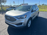 Used 2023 Ford Edge SEL image 2
