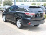Used 2016 Toyota Highlander LE image 5