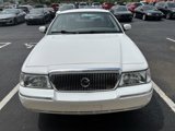 Used 2005 Mercury Grand Marquis GS image 2