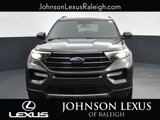 Used 2020 Ford Explorer XLT w/ Equipment Group 202A image 4