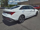 New 2024 Hyundai Elantra SEL w/ Convenience Package image 3
