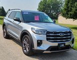 Used 2025 Ford Explorer Active w/ Active Comfort Package image 5