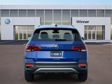Certified 2024 Volkswagen Taos SE image 4
