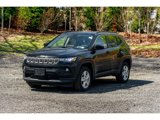 Used 2022 Jeep Compass Latitude image 1