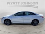 Used 2017 Toyota Camry SE image 2