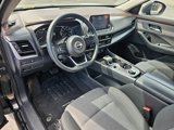 Used 2023 Nissan Rogue SV image 2