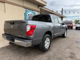 Used 2018 Nissan Titan SV image 3