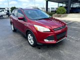 Used 2015 Ford Escape SE image 2