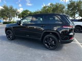 Used 2022 Jeep Grand Cherokee Altitude image 5