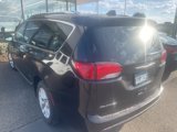 Used 2017 Chrysler Pacifica Touring-L Plus image 6