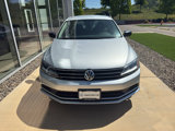 Used 2016 Volkswagen Jetta S image 2