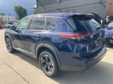 Used 2024 Nissan Rogue SV image 3