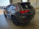 Used 2018 Jeep Grand Cherokee Altitude image 3