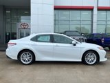 Certified 2020 Toyota Camry XLE image 2