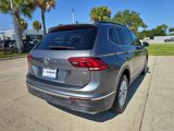 Used 2018 Volkswagen Tiguan SE image 4