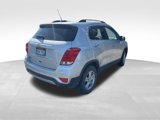 Used 2020 Chevrolet Trax LT w/ LT Convenience Package image 3