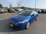 Used 2017 Ford Fusion SE image 2