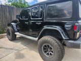 Used 2018 Jeep Wrangler Unlimited Sahara image 3