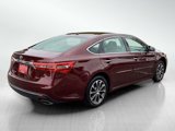 Used 2018 Toyota Avalon XLE image 5