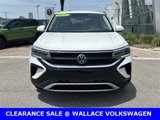Certified 2022 Volkswagen Taos SE image 3