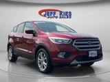 Used 2019 Ford Escape SE image 2