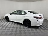 Used 2024 Toyota Camry SE image 4