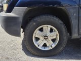 Used 2004 Chevrolet Avalanche Z71 w/ Sun And Sound Package image 3