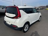 Used 2022 Kia Soul LX w/ Technology Package image 5