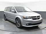 Used 2015 Dodge Grand Caravan R/T image 2