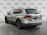 Used 2022 Volkswagen Tiguan SE image 6